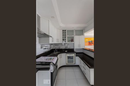 Apartamento à venda com 75m², 2 quartos e 2 vagasCozinha