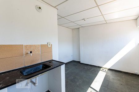 Studio de Apartamento com 2 quartos, 70m² Centro 