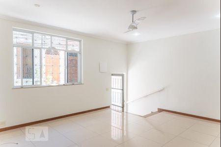 Sala de casa para alugar com 2 quartos, 170m² em Andaraí, Rio de Janeiro