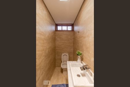 Lavabo de casa para alugar com 4 quartos, 380m² em Santo Amaro, São Paulo