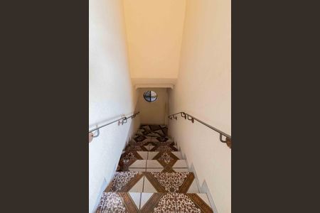 Casa à venda com 500m², 5 quartos e 9 vagasEscada de Acesso (Casa 1)