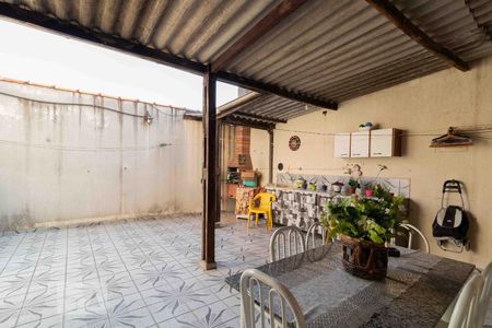 Casa à venda com 500m², 5 quartos e 9 vagasÁrea Externa (Casa 1)