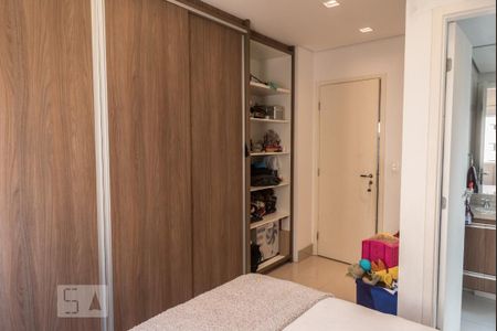 Apartamento à venda com 110m², 3 quartos e 2 vagasQuarto 2 - suíte