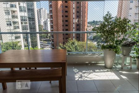 Apartamento à venda com 110m², 3 quartos e 2 vagasVaranda