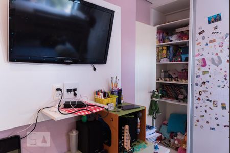 Apartamento à venda com 110m², 3 quartos e 2 vagasQuarto 3