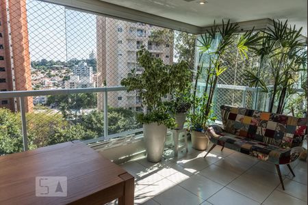 Apartamento à venda com 110m², 3 quartos e 2 vagasVaranda