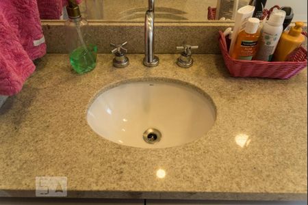 Apartamento à venda com 110m², 3 quartos e 2 vagasBanheiro Social