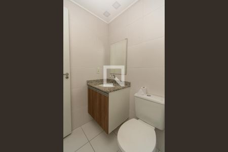 Apartamento para alugar com 68m², 2 quartos e 1 vaga Apartamento para alugar com 68m², 2 quartos e 1 vagaBanheiro da Suíte
