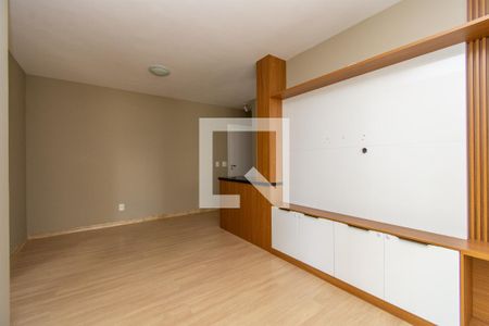 Sala de apartamento para alugar com 2 quartos, 68m² em Jardim Flor da Montanha, Guarulhos