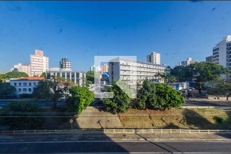 Vista do Quarto de apartamento à venda com 1 quarto, 58m² em Vila Itapura, Campinas