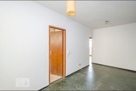 Sala de apartamento para alugar com 3 quartos, 60m² em Estoril, Belo Horizonte