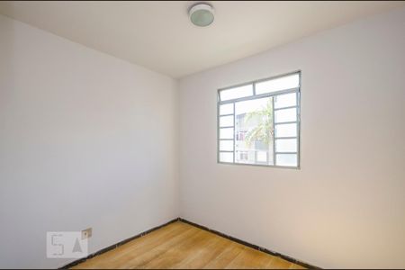 Quarto 1 de apartamento para alugar com 3 quartos, 60m² em Estoril, Belo Horizonte