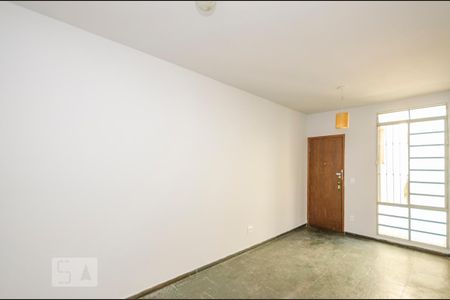 Sala de apartamento para alugar com 3 quartos, 60m² em Estoril, Belo Horizonte
