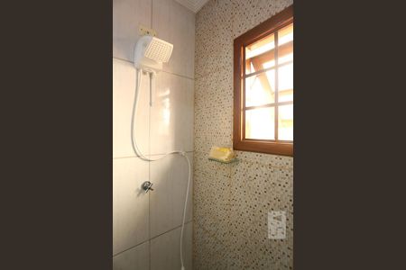 Casa à venda com 128m², 3 quartos e 4 vagasBanheiro da Suíte 3 - chuveiro