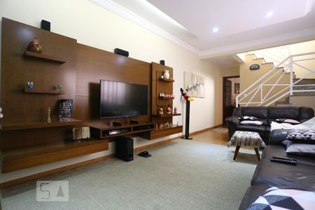 Sala de casa à venda com 3 quartos, 128m² em Jardim das Flores, Osasco