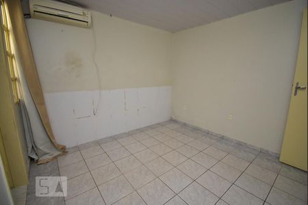 Quarto Suíte de casa para alugar com 3 quartos, 100m² em Guará Ii, Brasília