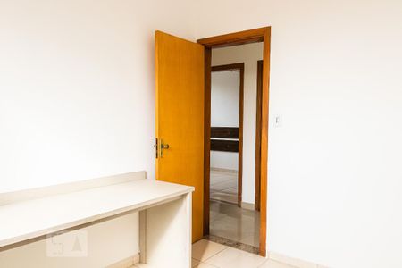 Quarto 1 de apartamento para alugar com 3 quartos, 65m² em Floramar, Belo Horizonte