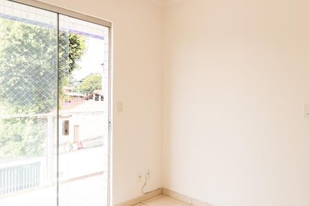 Quarto 2 de apartamento para alugar com 3 quartos, 65m² em Floramar, Belo Horizonte