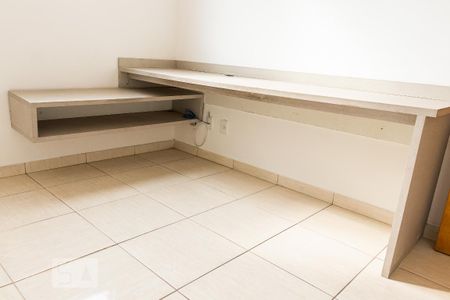 Quarto 1 de apartamento para alugar com 3 quartos, 65m² em Floramar, Belo Horizonte