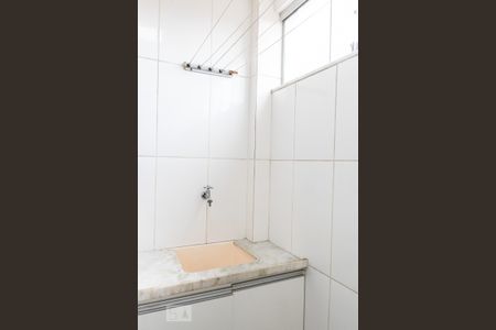 Área de Serviço de apartamento para alugar com 3 quartos, 65m² em Floramar, Belo Horizonte