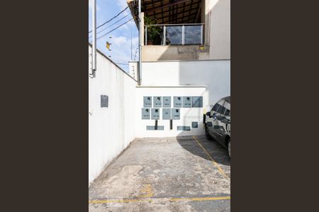 Garagem de apartamento para alugar com 3 quartos, 65m² em Floramar, Belo Horizonte