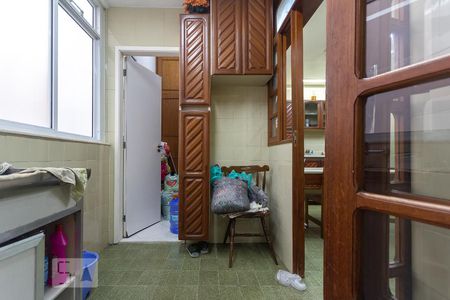 Apartamento à venda com 225m², 3 quartos e 2 vagasÁrea de Serviço