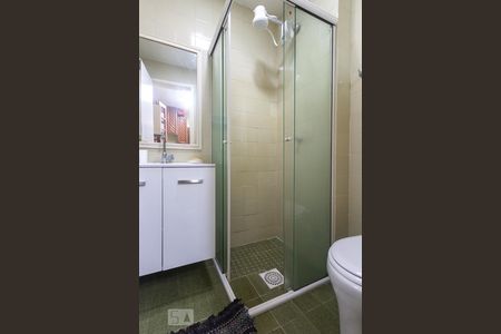 Apartamento à venda com 225m², 3 quartos e 2 vagasBanheiro de Serviço