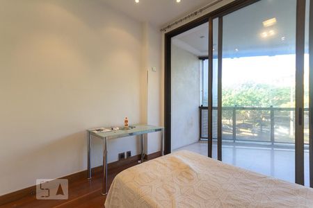 Apartamento à venda com 225m², 3 quartos e 2 vagasQuarto