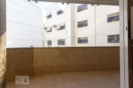 Apartamento à venda com 225m², 3 quartos e 2 vagasVaranda da Suíte