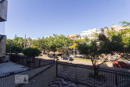 Apartamento à venda com 225m², 3 quartos e 2 vagasVista