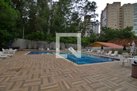 Apartamento à venda com 68m², 2 quartos e 2 vagas Apartamento à venda com 68m², 2 quartos e 2 vagasÁrea comum - Piscina