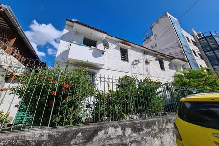 Apartamento para alugar com 60m², 2 quartos e sem vagaFachada