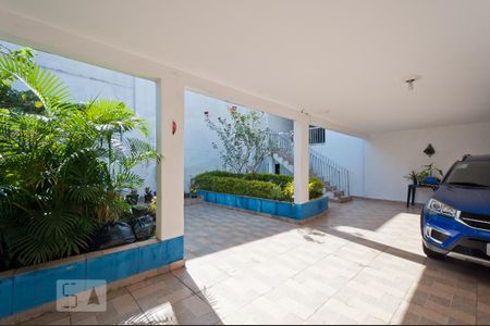 Garagem de casa à venda com 4 quartos, 300m² em Parque Císper, São Paulo