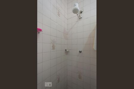 Chuveiro - Banheiro 1 de casa à venda com 4 quartos, 300m² em Parque Císper, São Paulo