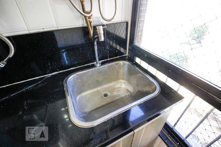 Apartamento para alugar com 160m², 4 quartos e 2 vagas Apartamento para alugar com 160m², 4 quartos e 2 vagasTanque - Área de Serviço