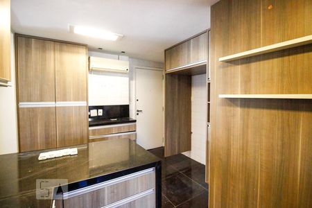 Apartamento para alugar com 160m², 4 quartos e 2 vagas Apartamento para alugar com 160m², 4 quartos e 2 vagasCozinha