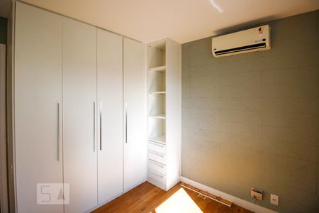 Apartamento para alugar com 160m², 4 quartos e 2 vagas Apartamento para alugar com 160m², 4 quartos e 2 vagasQuarto 2