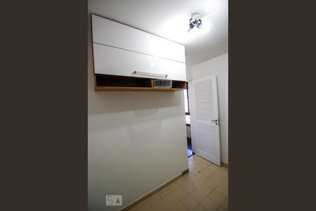 Apartamento para alugar com 160m², 4 quartos e 2 vagas Apartamento para alugar com 160m², 4 quartos e 2 vagasQuarto de Serviço