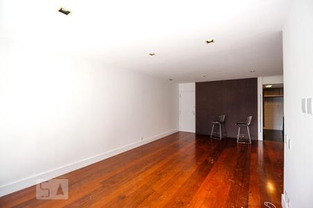 Sala de apartamento para alugar com 4 quartos, 160m² em Recreio dos Bandeirantes, Rio de Janeiro