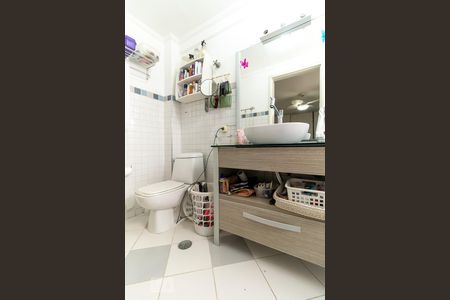 Apartamento à venda com 96m², 2 quartos e 1 vagaBanheiro da suíte 1