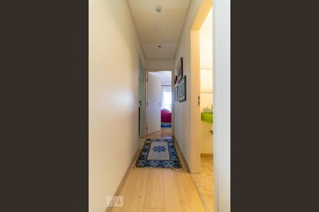 Apartamento à venda com 96m², 2 quartos e 1 vagaCorredor