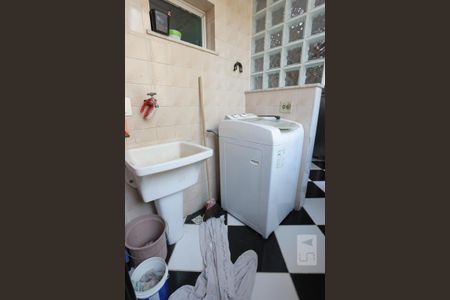 Apartamento à venda com 98m², 2 quartos e 2 vagasÁrea de Serviço