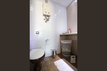 Apartamento à venda com 98m², 2 quartos e 2 vagasBanheiro da Suíte