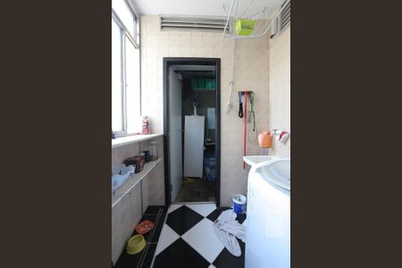 Apartamento à venda com 98m², 2 quartos e 2 vagasCozinha