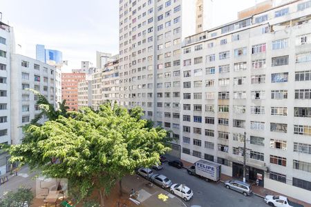 Vista do Quarto de kitnet/studio à venda com 1 quarto, 30m² em Liberdade, São Paulo