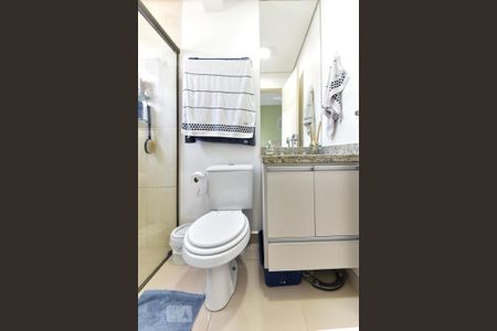 Apartamento à venda com 100m², 3 quartos e 2 vagas Apartamento à venda com 100m², 3 quartos e 2 vagasBanheiro da Suíte 1