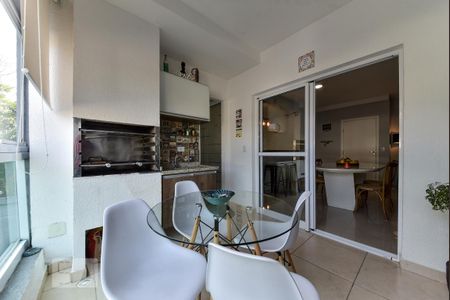 Apartamento à venda com 100m², 3 quartos e 2 vagas Apartamento à venda com 100m², 3 quartos e 2 vagasVaranda Gourmet
