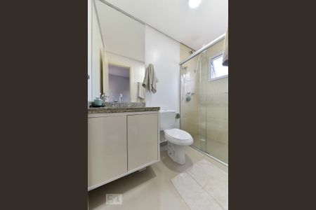Apartamento à venda com 100m², 3 quartos e 2 vagas Apartamento à venda com 100m², 3 quartos e 2 vagasBanheiro da Suíte 2