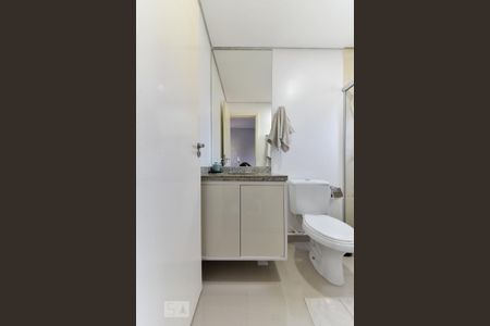 Apartamento à venda com 100m², 3 quartos e 2 vagas Apartamento à venda com 100m², 3 quartos e 2 vagasBanheiro da Suíte 2