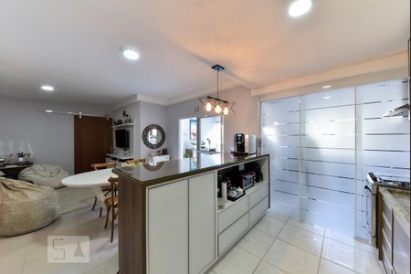 Apartamento à venda com 100m², 3 quartos e 2 vagas Apartamento à venda com 100m², 3 quartos e 2 vagasCozinha